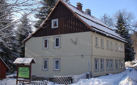Altes Forsthaus Sösetal: Bâtiment, Neige, Ciel, Fenêtre, Arbre, Maison, Bois, Pente, Chalet, Cabane À Sucre