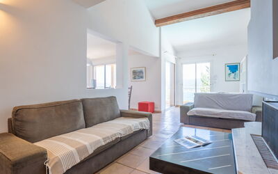 Les Cèdres