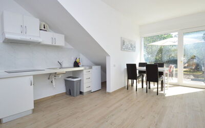 Logement:&nbsp;Mira 107.3