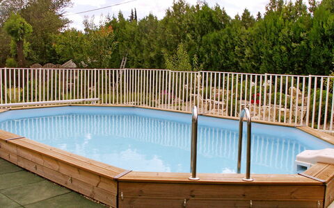 Haider: Piscine, Propriété, Loisir, Clôture, Rectangle, Bois, Arrière-Cour, Machine De Natation, Composite, Dur