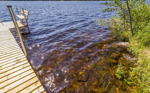 Ruka-Kitkan Käki: Bleu, L'Eau, Bois, Paysage Naturel, Été, Banque, Lac, Réflexion, Réservoir, Quai