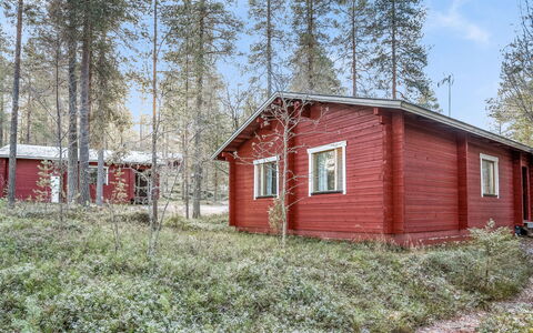 Viipusjärvi 10: Bois, Chalet, Lot Terre, Domicile, Zone Rurale, Siding, Cabane En Rondins, Batiments Jardin, Des Bois, Cabanon