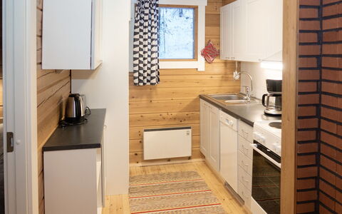 Viipusjärvi 11: Bois, Sol, Cuisine, Design Intérieur, Sol, Comptoir, Principaux Appliance, Pièce, Évier, Meubles