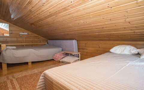 Piilola Nr 2: Meubles, Sol, Design Intérieur, Sol, Bois, Plafond, Chambre, Lit, Parquet, Pièce