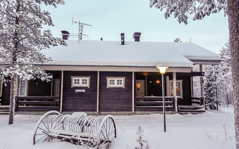 Sallanrinne B: Bois, L'Hiver, Neige, Domicile, Chalet, Gelé, Siding, Cabane En Rondins, La Glace