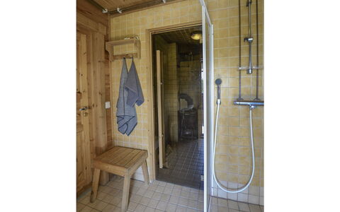 Kannelpirtti 1: Lit, Meubles, Chambre, Design Intérieur, Literie, Drap De Lit, Sol, Bois, Sol, Pièce