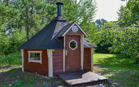 Kannelpirtti 1: Lit, Meubles, Chambre, Design Intérieur, Literie, Drap De Lit, Sol, Bois, Sol, Pièce