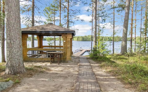 Korpilahti: Herbe, Maison, Chalet, Lot Terre, Domicile, Biens, Pelouse, Siding, Ferme, Porche
