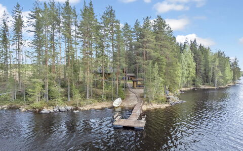 Korpilahti: Herbe, Maison, Chalet, Lot Terre, Domicile, Biens, Pelouse, Siding, Ferme, Porche