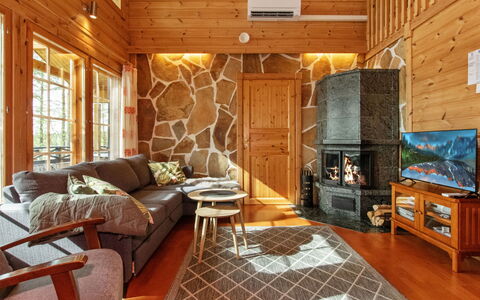 Korpilahti: Bois, Design Intérieur, Plafond, Sol, Meubles, Pièce, Salon, Domicile, Sol, Cabane En Rondins