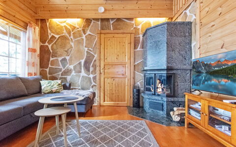 Korpilahti: Bois, Cabane En Rondins, Plafond, Chalet, Tache De Bois, Dur, Salon, Parquet, Lumber, Électroménager