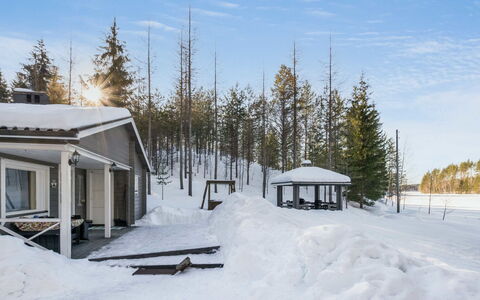 Lehtikuusenranta: Bois, L'Hiver, Neige, Domicile, Chalet, Gelé, Siding, Cabane En Rondins, La Glace