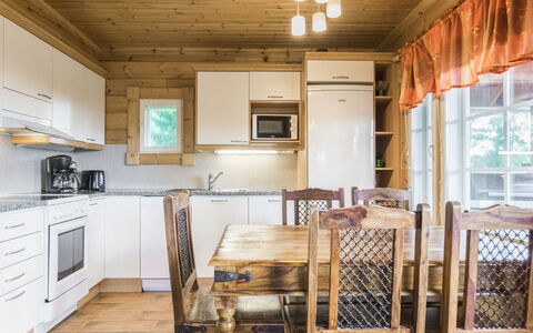 Liisakallela: Herbe, Maison, Chalet, Lot Terre, Domicile, Biens, Pelouse, Siding, Ferme, Porche