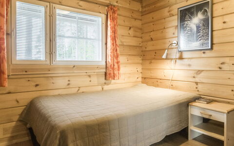 Liisakallela: Herbe, Maison, Chalet, Lot Terre, Domicile, Biens, Pelouse, Siding, Ferme, Porche