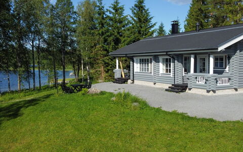 Iltarusko: Chalet, Domicile, Siding, Biens, Mélèze, Ferme, Batiments Jardin, Cour, Porche