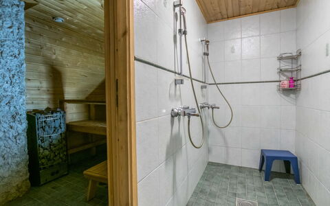 Juurakkopirtti: Sol, Bois, Sol, Luminaire Plomberie, Plafond, Design Intérieur, Plomberie, Pièce, Salle De Bains, Tuile