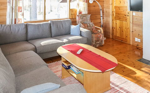 Mäntyniemi: Bois, Neige, L'Hiver, Chalet, Gelé, Domicile, Cabane En Rondins, Mélèze, Siding