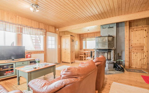 Otsola: Bois, Neige, Chalet, L'Hiver, Toit, Domicile, Gelé, Cabane En Rondins, Siding, Pente