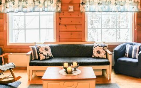 Varvali: Bois, Neige, Chalet, L'Hiver, Toit, Domicile, Gelé, Cabane En Rondins, Siding, Pente