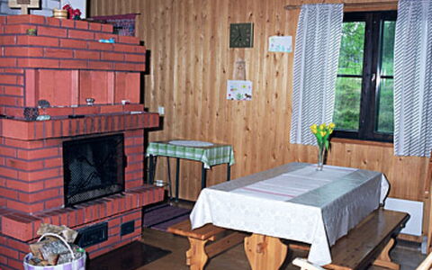 Mustikkainen: Domicile, Chalet, Toit, Biens, Ombre, Ferme, Pelouse, Aménagement Paysager, Jardin, Cour
