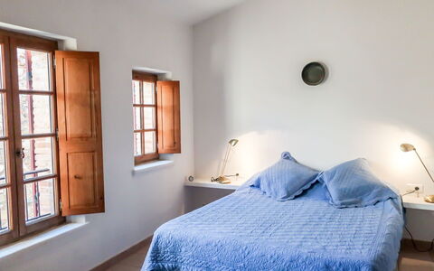 Maury: Chambre, Lit, Pièce, Meubles, Propriété, Drap De Lit, Cadre De Lit, Sol, Mur, Design Intérieur
