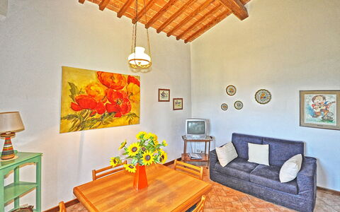 Vittoriana: Pièce, Propriété, Design Intérieur, Meubles, Salon, Bâtiment, Plafond, Maison, Table, Sol
