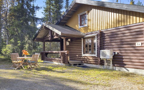Varilan Lomamajat Nr2: Arbre, Bâtiment, Bois, Maison, Chalet, Siding, Domicile, Toit, Cabane En Rondins, Zone Rurale