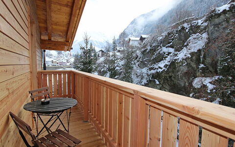 Am Arlberg: Propriété, Pièce, Bois, Cabane En Rondins, Maison, Domicile, Bâtiment, Immobilier, Neige, Arbre