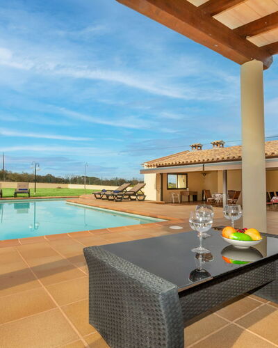 Can Cals: Piscine, Recours, Biens, Ombre, Villa, Eco Hôtel, Hacienda, Aménagement Paysager, Conception, Cour