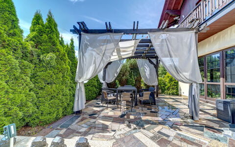 Zameczek Falsztyn: Mobilier De Jardin, Ombre, Meubles, Jardin, Chaise, Arrière-Cour, Eco Hôtel, Recours, Aménagement Paysager, Patio