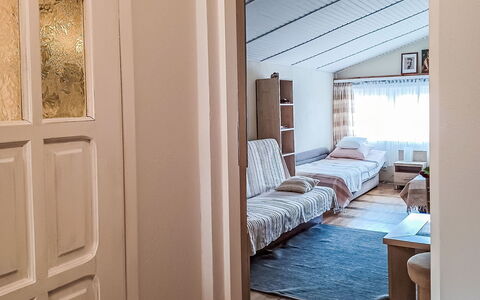 Bursztynowa: Meubles, Design Intérieur, Sol, Sol, Bois, Plafond, Pièce, Textile, Lit, Chambre
