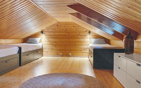 Uolevintie 39B: Bois, Chalet, Cabane En Rondins, Forêt, Cabanon, Batiments Jardin, Mélèze, Des Bois, Tache De Bois