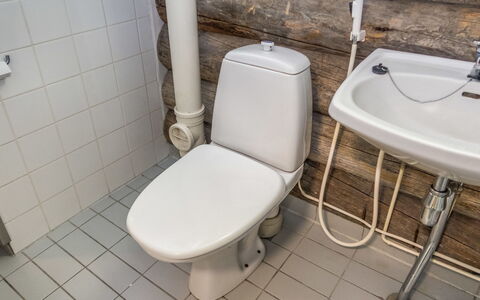 Revonaapa B13: Siège De Toilette, Luminaire Plomberie, Salle De Bains, Toilette, Plomberie, Évier, Sol, Sol, Lavabo, Robinet