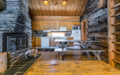 Seitsemän Savua 3: Bois, Chalet, Tache De Bois, Dur, Cabane En Rondins, Planche, Plafond, Matériau Naturel, Lumber, Batiments Jardin