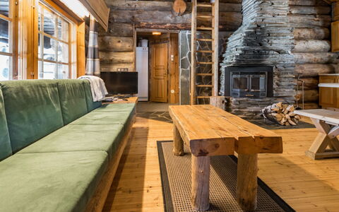 Seitsemän Savua 3: Bois, Chalet, Tache De Bois, Dur, Cabane En Rondins, Planche, Plafond, Matériau Naturel, Lumber, Batiments Jardin
