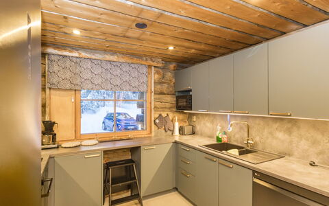 Rukasaukko: Cuisine, Comptoir, Bois, Design Intérieur, Sol, Plafond, Luminaire, Meubles, Sol, Cabinetry