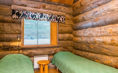 Kelokieppi: Bois, Tache De Bois, Cabane En Rondins, Dur, Planche, Chambre, Matériau Naturel, Lumber, Literie, Lit