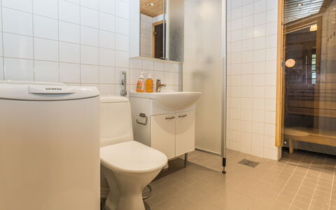 Kelokivakka E23: Sol, Sol, Design Intérieur, Luminaire Plomberie, Bois, Plafond, Évier, Salle De Bains, Toilette, Pièce