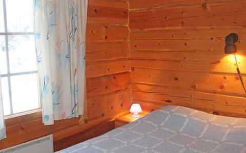 Juolukka: Bois, Sol, Design Intérieur, Sol, Plafond, Pièce, Meubles, Chambre, Linge, Tache De Bois