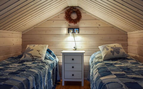 Ahonlaita: Bois, Neige, Chalet, L'Hiver, Toit, Domicile, Gelé, Cabane En Rondins, Siding, Pente