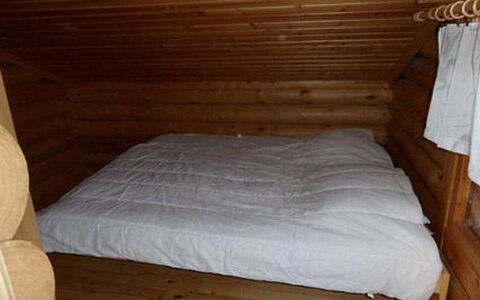 Harakanpesä: Bois, Neige, L'Hiver, Chalet, Gelé, Domicile, Cabane En Rondins, Mélèze, Siding