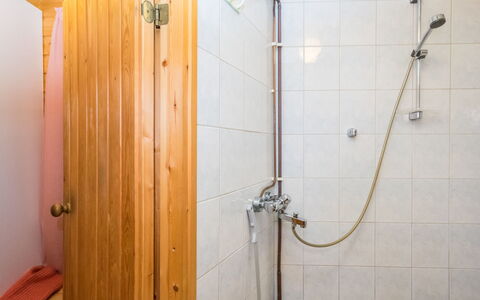 Rajala: Herbe, Maison, Chalet, Lot Terre, Domicile, Biens, Pelouse, Siding, Ferme, Porche