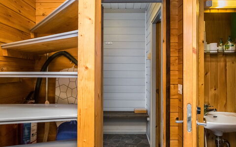Piilopirtti: Bois, L'Hiver, Neige, Domicile, Chalet, Gelé, Siding, Cabane En Rondins, La Glace