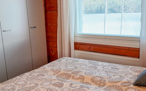 Pellervo: Lit, Chambre, Sol, Drap De Lit, Literie, Bois, Sol, Design Intérieur, Linge, Textile