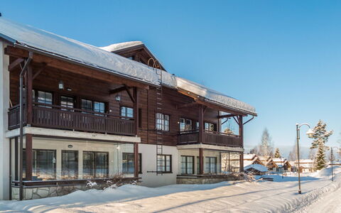 Point Vale 2 As 5: Bois, L'Hiver, Neige, Domicile, Chalet, Gelé, Siding, Cabane En Rondins, La Glace