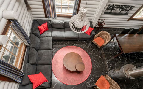 Villa Assi: Meubles, Design Intérieur, Bois, Sol, Sol, Éclairage, Appartement, Salon, Plafond, Domicile