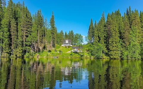 Villa Akuliina: Bois, Neige, Chalet, L'Hiver, Toit, Domicile, Gelé, Cabane En Rondins, Siding, Pente