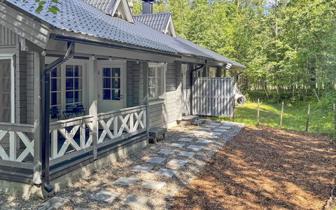 Sini 2B: Bois, Chalet, Cabane En Rondins, Forêt, Cabanon, Batiments Jardin, Mélèze, Des Bois, Tache De Bois