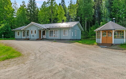 Kurre: Chalet, Maison, Domicile, Batiments Jardin, Siding, Cabane En Rondins, Ferme, Biens, Cabanon, Cour