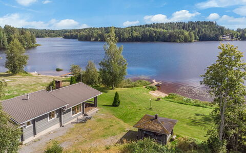 Petäjäinen: Chalet, Maison, Domicile, Batiments Jardin, Siding, Cabane En Rondins, Ferme, Biens, Cabanon, Cour